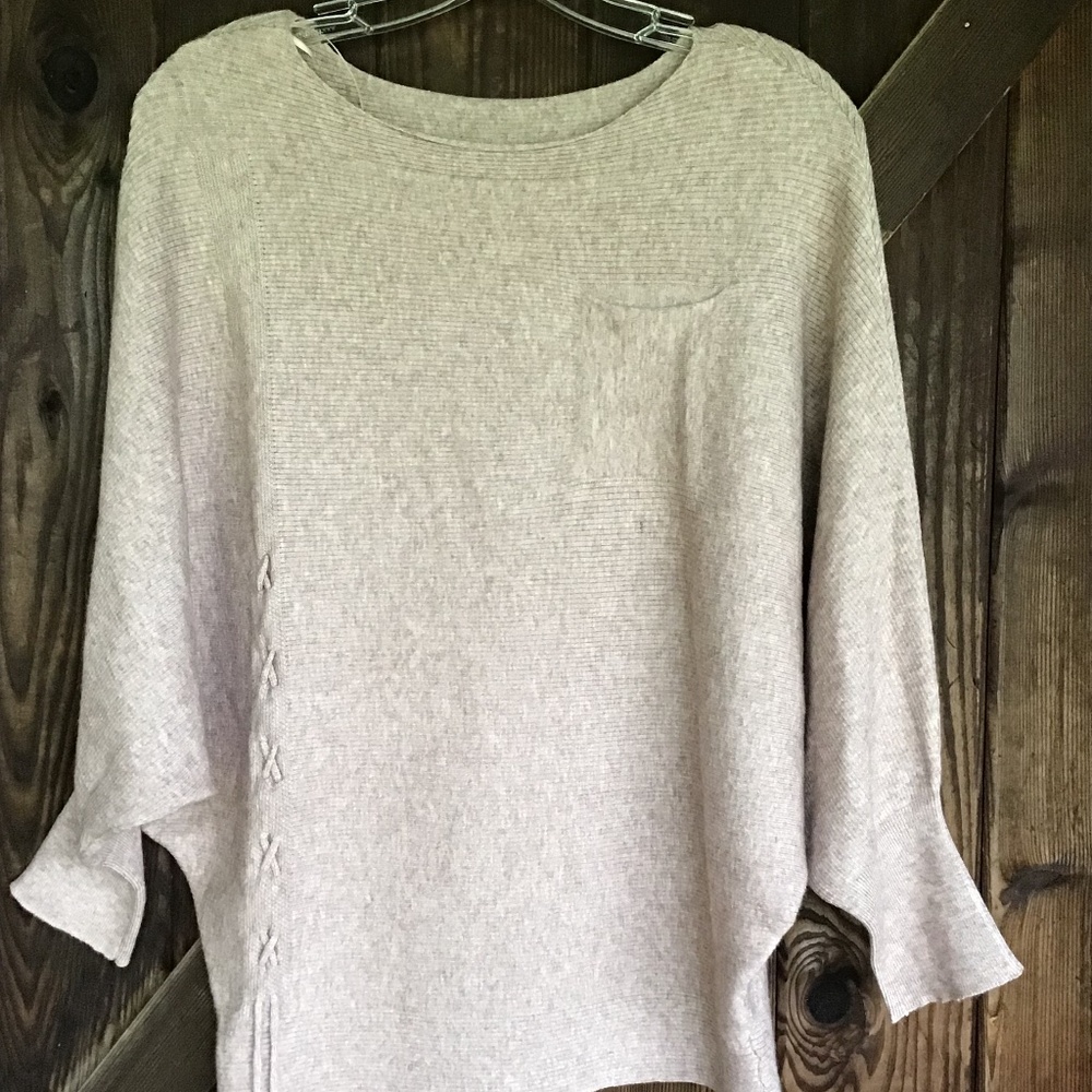 NWT Montanaco L Taupe Knit top Dolman sleeve Lace up detail
